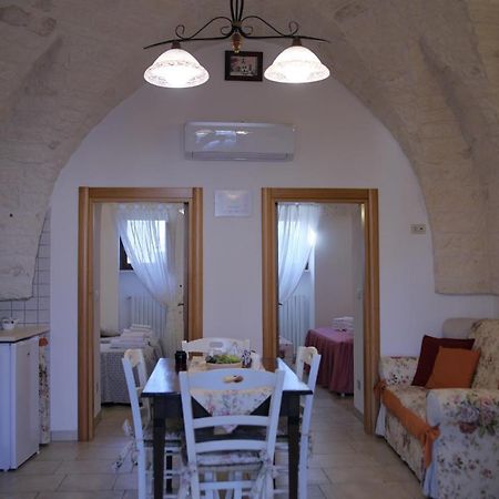 Valle D'Itria Trullo Sovrano Sul Monte Cisternino Eksteriør bilde