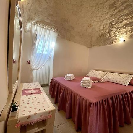 Valle D'Itria Trullo Sovrano Sul Monte Cisternino Eksteriør bilde