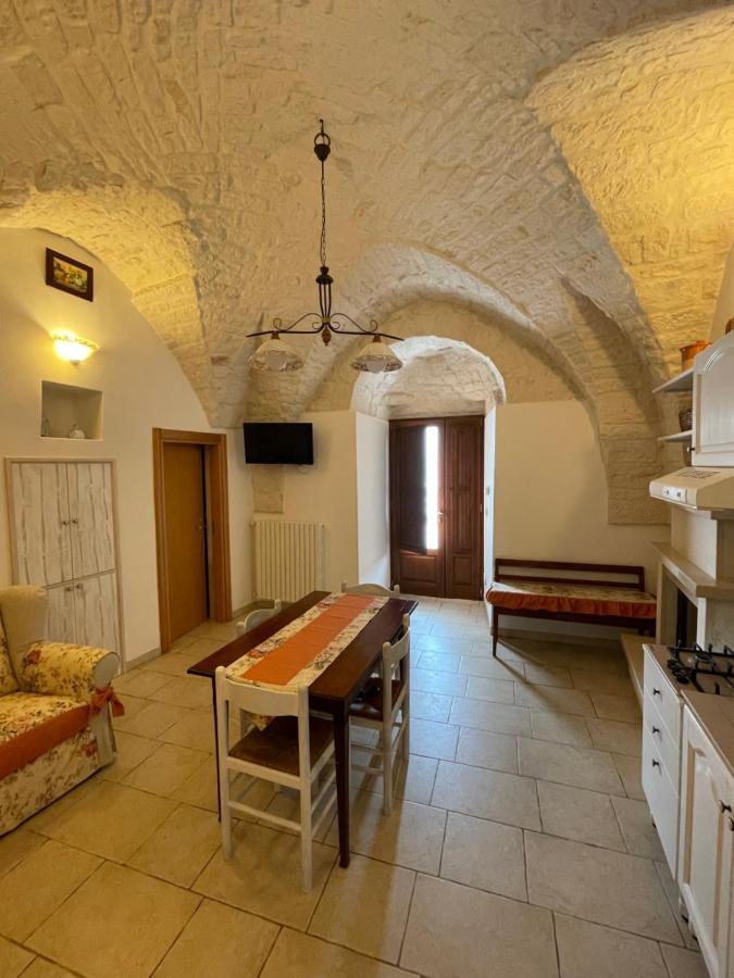 Valle D'Itria Trullo Sovrano Sul Monte Cisternino Eksteriør bilde