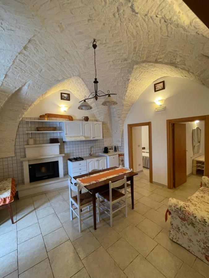 Valle D'Itria Trullo Sovrano Sul Monte Cisternino Eksteriør bilde